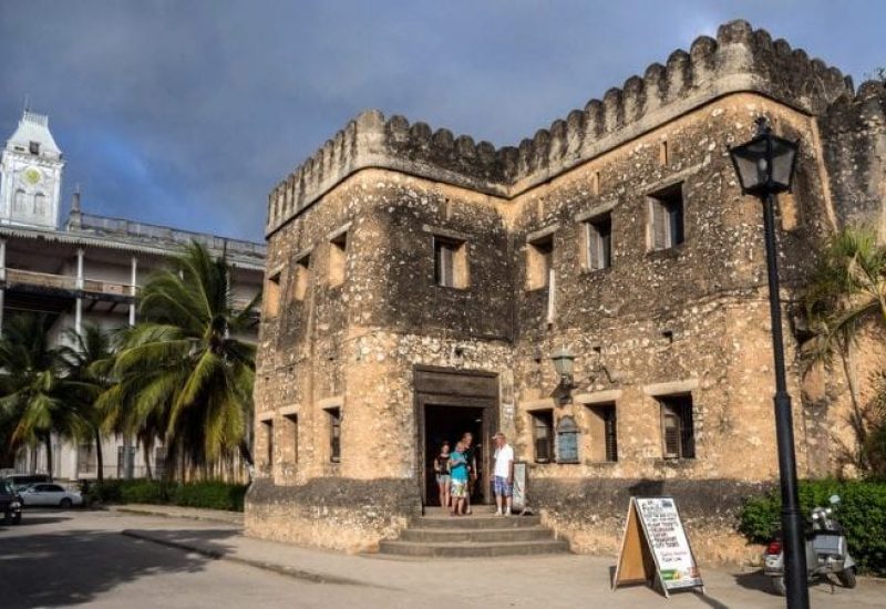 Stone-Town-Zanzibar-zanzibar-tourists-800x450-1-1-780x450